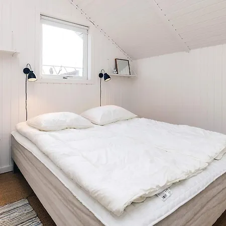 Cozy Getaway At Koge Bay By Traum Hébergement de vacances *